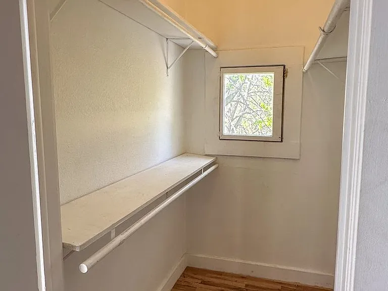 821 S Campbell Ave #B — Photo 12