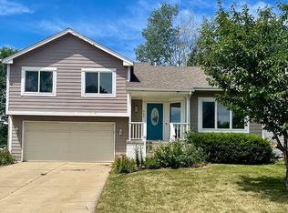 460 52nd Pl, West Des Moines, IA 50265