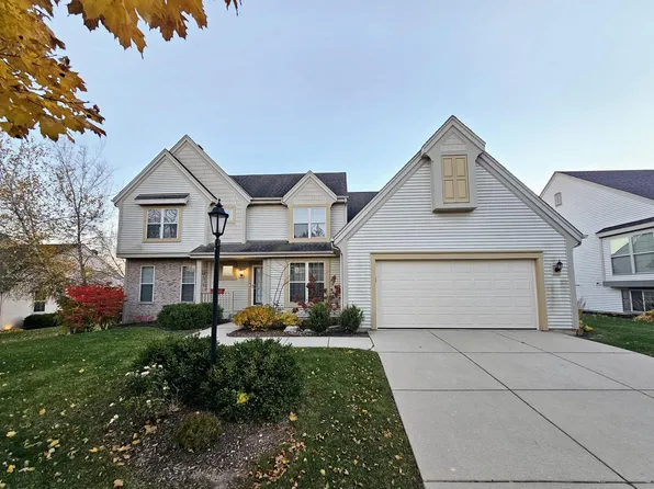 923 River Park DRIVE, Waukesha, WI 53189