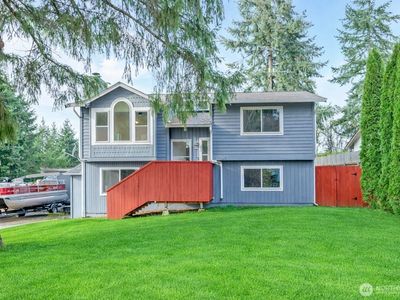 12214 221st Avenue Ct E, Sumner, WA, 98391