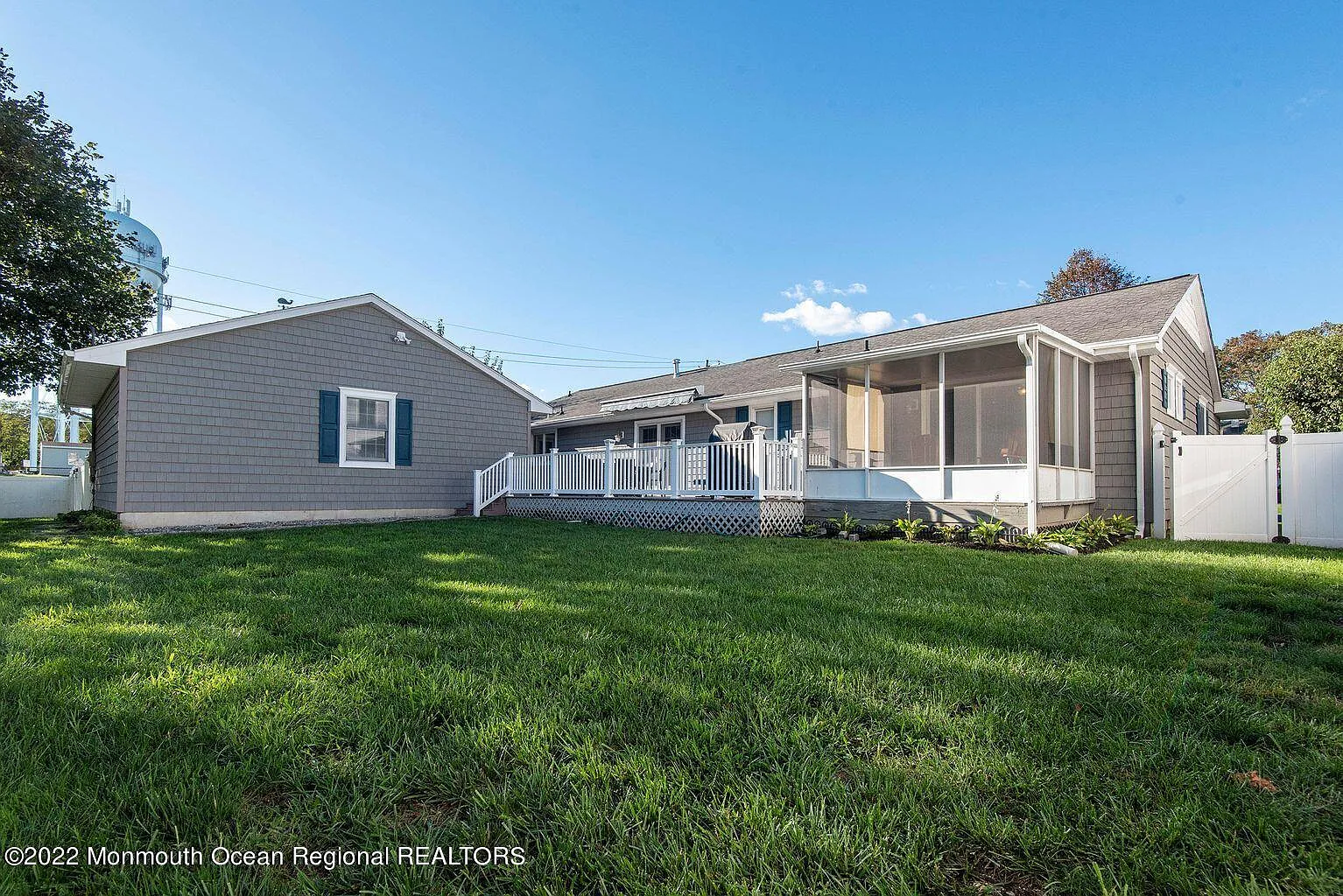 3 bed, 2.5 bath, 2111 sqft, $4,600 — Photo 3