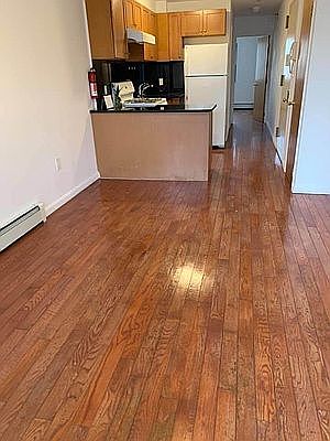 3rd image of 14223 37th Ave #7