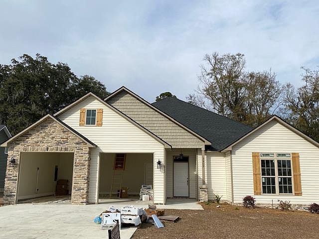 1st image of 3909 Duchess Ct