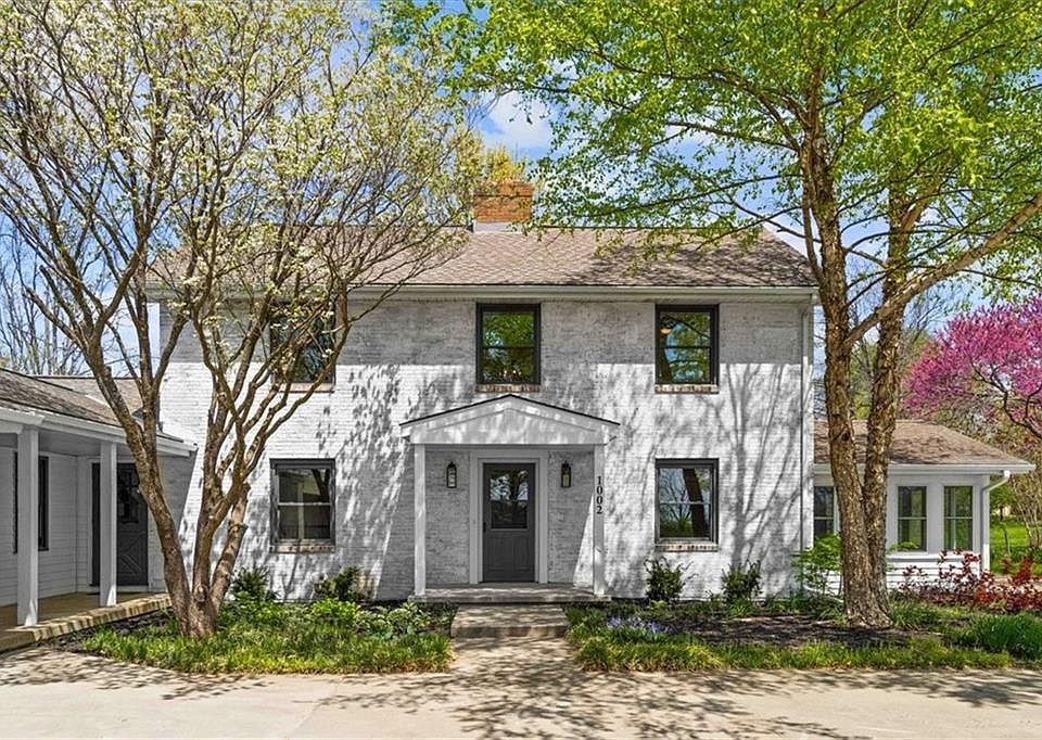 1002 E Hubach Hill Rd, Raymore, MO 64083 Zillow