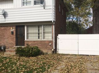 20812 Pembroke Ave, Detroit, MI 48219