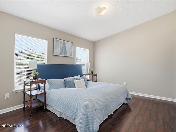 4th image of 8204 WHITE FALLS Boulevard #109