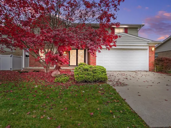 20314 Bourassa Ave, Brownstown, MI 48183