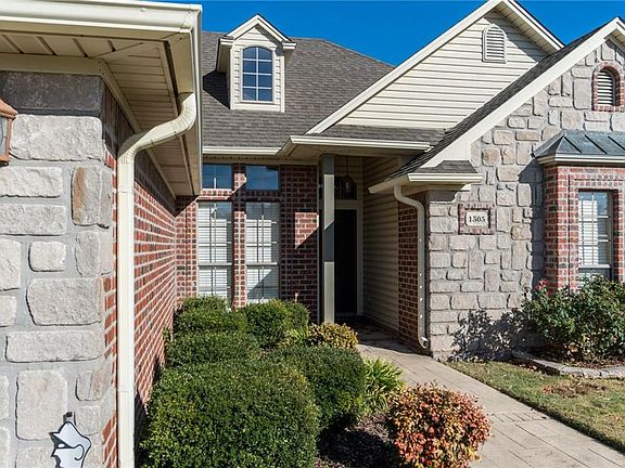 2nd image of 1505 Breckenridge Dr