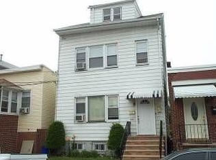 296 S 9th St, Newark, NJ 07103