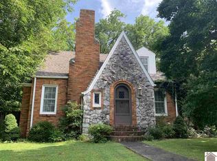 902 Poplar St, Murray, KY 42071