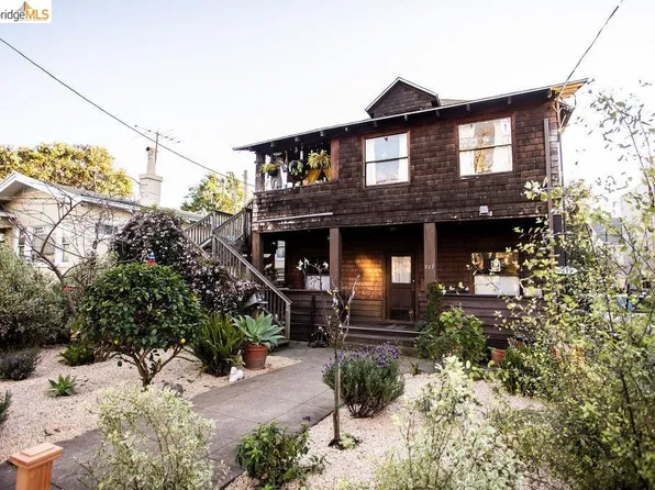 219 John St, Oakland, CA 94611