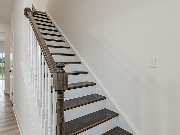 5th image of 30 Hickory Run Ln