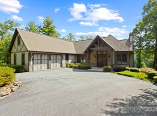 99 Macedonia Dr S, Saluda, NC 28773