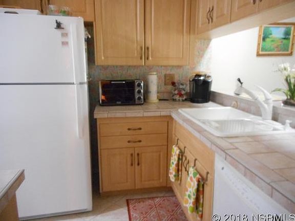 4th image of 445 Bouchelle Dr APT 203
