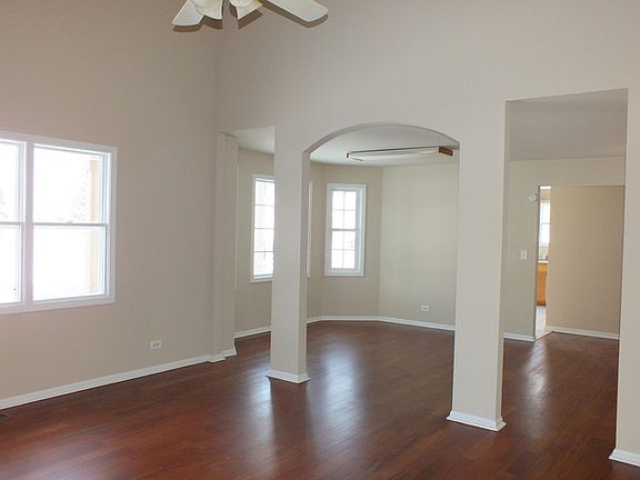 2nd image of 717 Hoover Dr #717