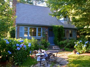 227 Pinecrest Beach Dr, East Falmouth, MA 02536