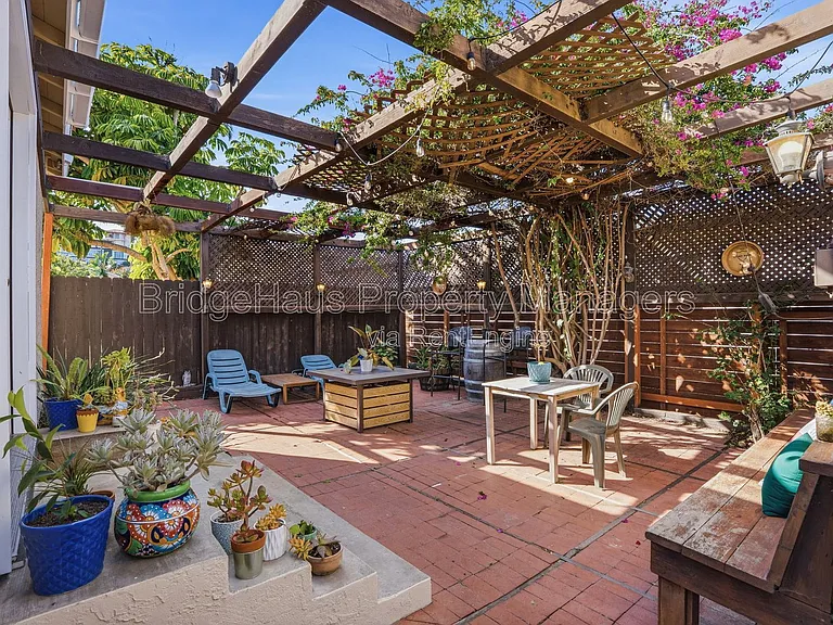 3204 Ingelow St — Photo 43