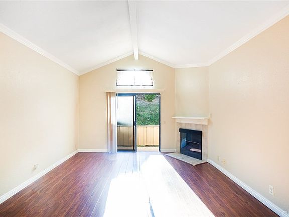 5th image of 22721 Lakeway Dr Unit 410