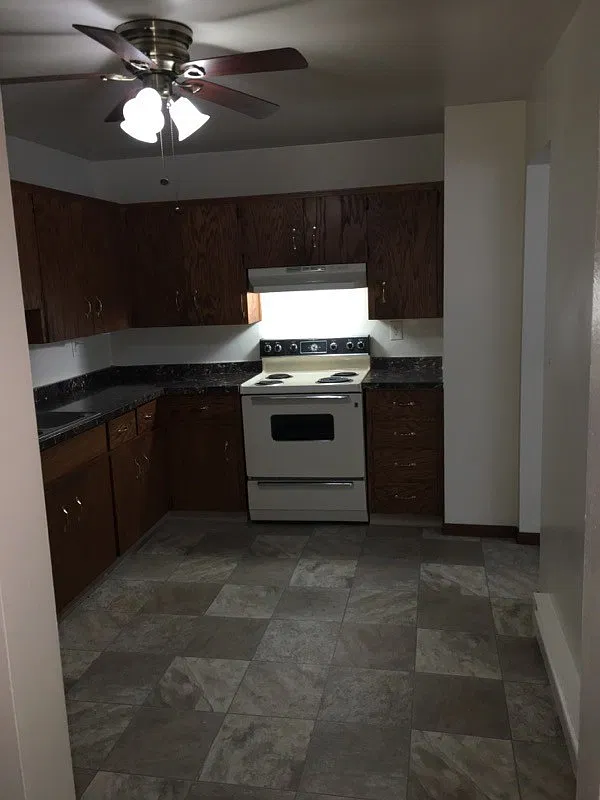Adams St. — Photo 3