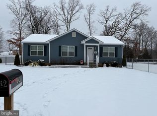 1042 Cambridge Pl, Vineland, NJ 08360