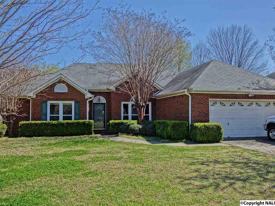 1st image of 114 Tumbleweed Dr