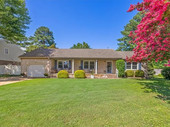 5520 Macguffie St, Virginia Beach, VA 23464