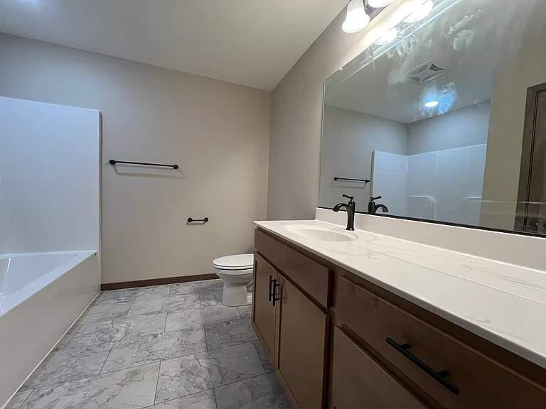 4811 Woodland Park Dr — Photo 12