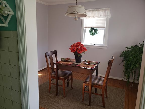5th image of 971 Fairbanks Ave