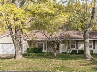 6 Lakeview Dr, Lake Saint Louis, MO