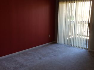 10859 Chase Park Ln APT C, Saint Louis, MO 63141