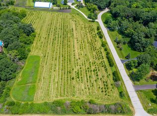 44W080 Seavy Rd, Elburn, IL 60119