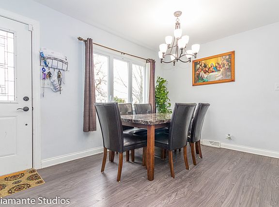 5th image of 3618 S 52nd Ct
