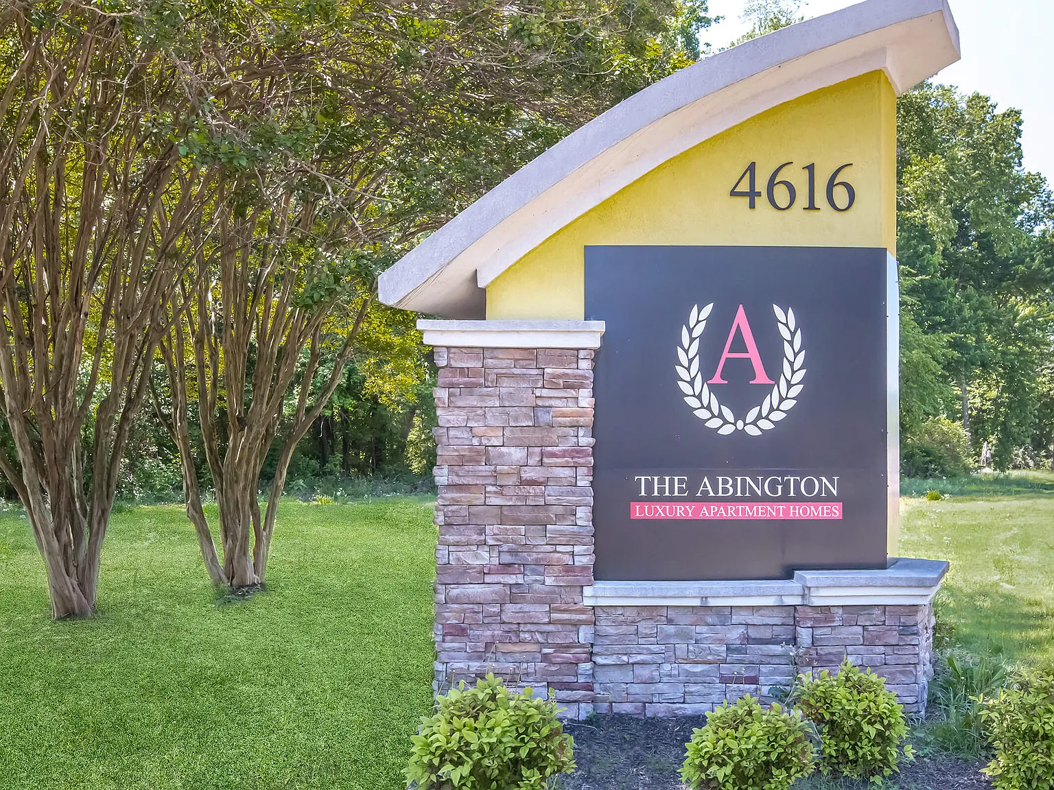 Abington — Photo 1