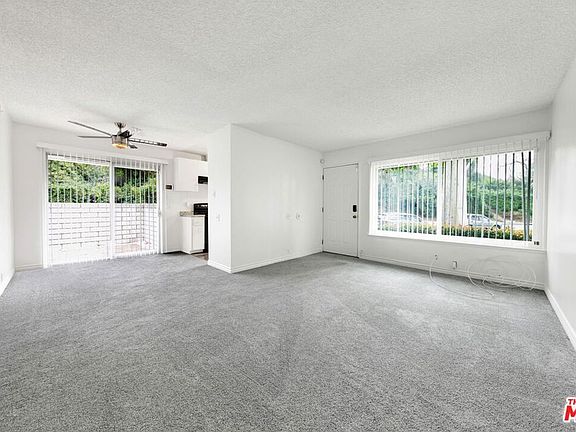 4th image of 1346 S Brentwood Drive