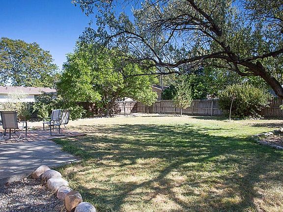 3rd image of 3146 Canyon Dr