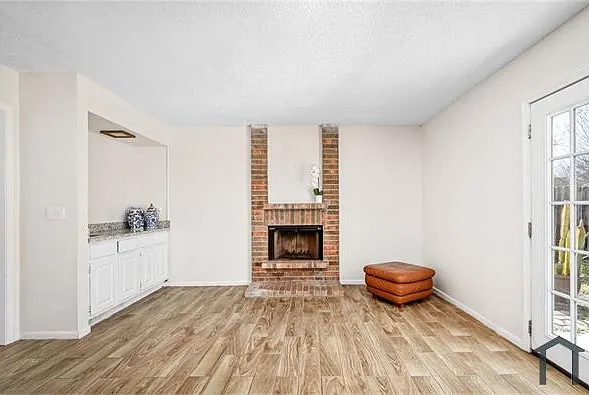 5215 Gladeside Dr — Photo 14
