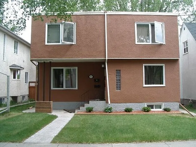 462 Aulneau St #3 — Photo 5