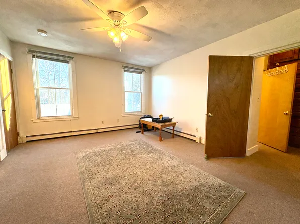 26 James St, Newton, MA 02465