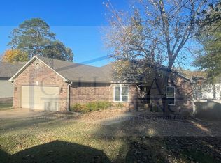 18 Park Ridge Dr, Maumelle, AR 72113