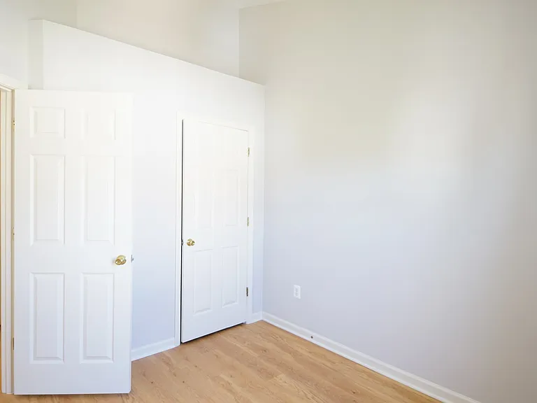 9423 Fields Rd — Photo 43