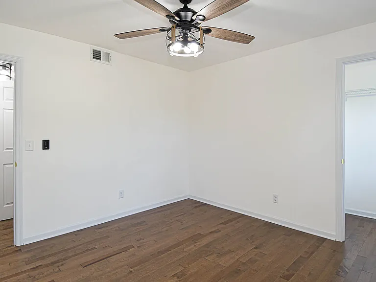 306 Bright Meadows Dr — Photo 20