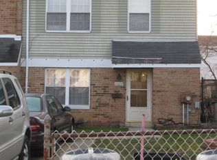 8222 Chelwynde Ave, Philadelphia, PA