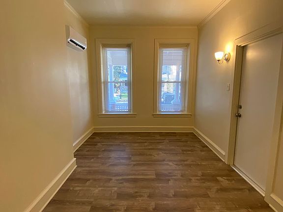3rd image of 516 W James St APT 1