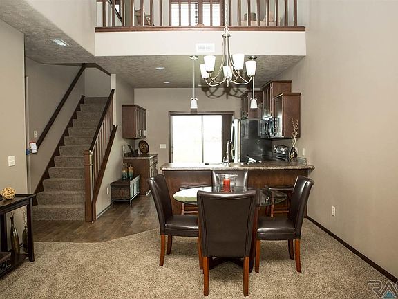 4th image of 5303 S Ledgestone Pl