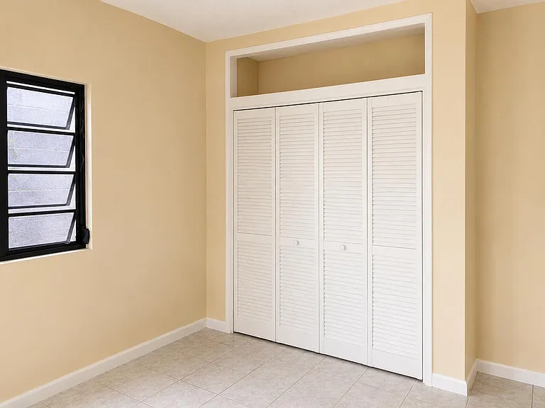 20-10 Smith Bay Est E — Photo 11