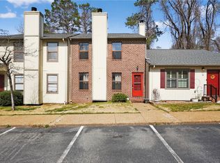 15 James Sq, Williamsburg, VA 23185