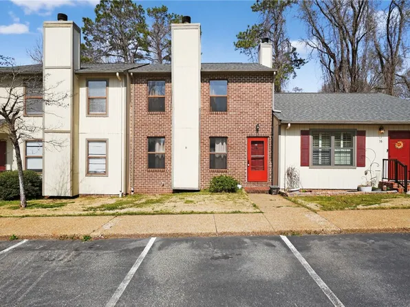 15 James Sq, Williamsburg, VA 23185