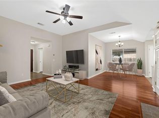 512 Clear Spring Ln, Leander, TX 78641