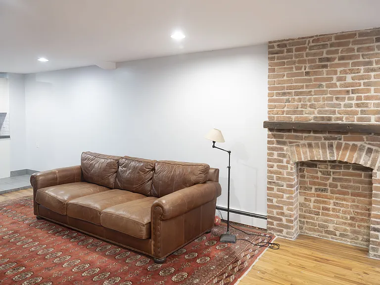 1206 Saint Marks Ave #1 — Photo 10