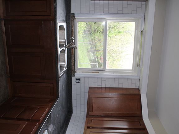 Brand New Kitchen, all appliances provided